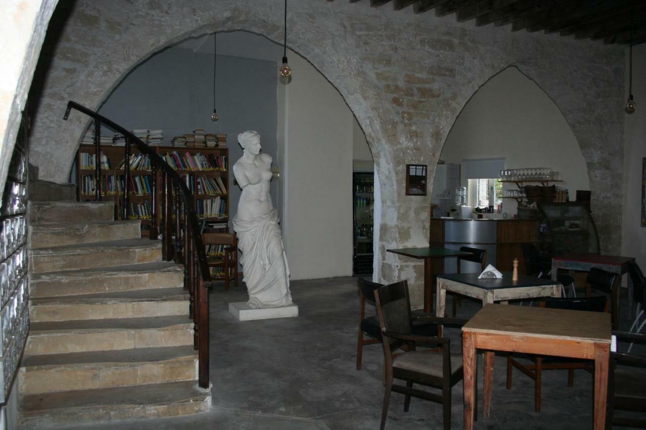 Cornaro Fine Arts Center Daire Limasol Dış mekan fotoğraf